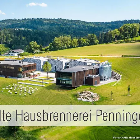 Huette41: Ganze Huette Nah Am Mit Privatem Whirlpool, Sauna. Umzaeunt. Prázdninový dům Waldkirchen