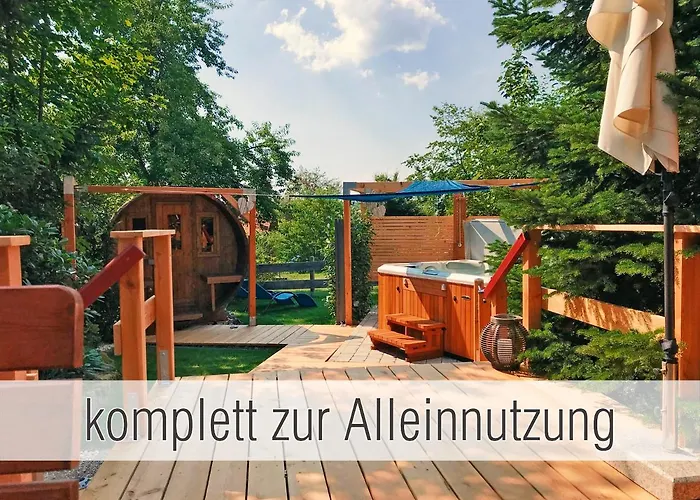 Prázdninový dům Huette41: Ganze Huette Nah Am Mit Privatem Whirlpool, Sauna. Umzaeunt. Waldkirchen