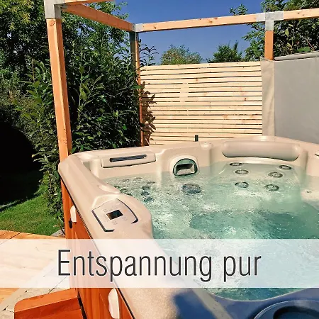 Huette41: Ganze Huette Nah Am Mit Privatem Whirlpool, Sauna. Umzaeunt. Prázdninový dům