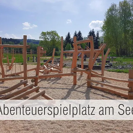 Huette41: Ganze Huette Nah Am Mit Privatem Whirlpool, Sauna. Umzaeunt. Dom wakacyjny Waldkirchen