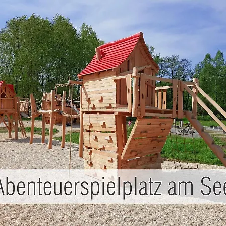 Huette41: Ganze Huette Nah Am Mit Privatem Whirlpool, Sauna. Umzaeunt. Dom wakacyjny Waldkirchen